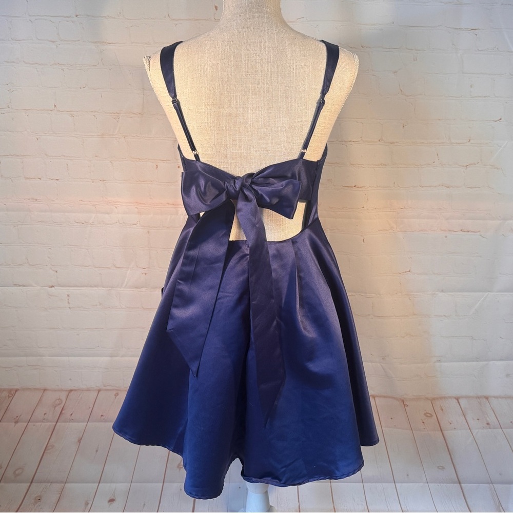 🆕 Lulu's Flawlessly Flirty Dress Navy Bows Open Back Adjustable Mini Satin 6 8 M - Picture 7 of 13